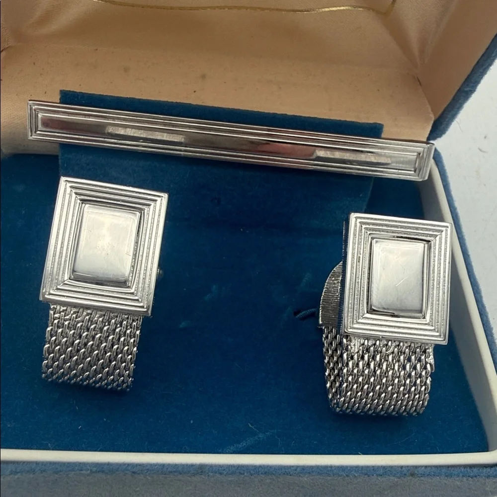 VTG SWANK Silvertone Rectangular Mesh Cufflinks with Matching Tie Bar